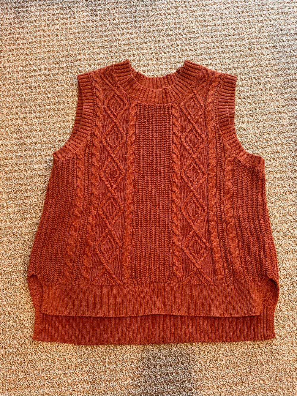 Joie Sleeveless Cable Knit Rust/Orange Sweater Vest (size medium)